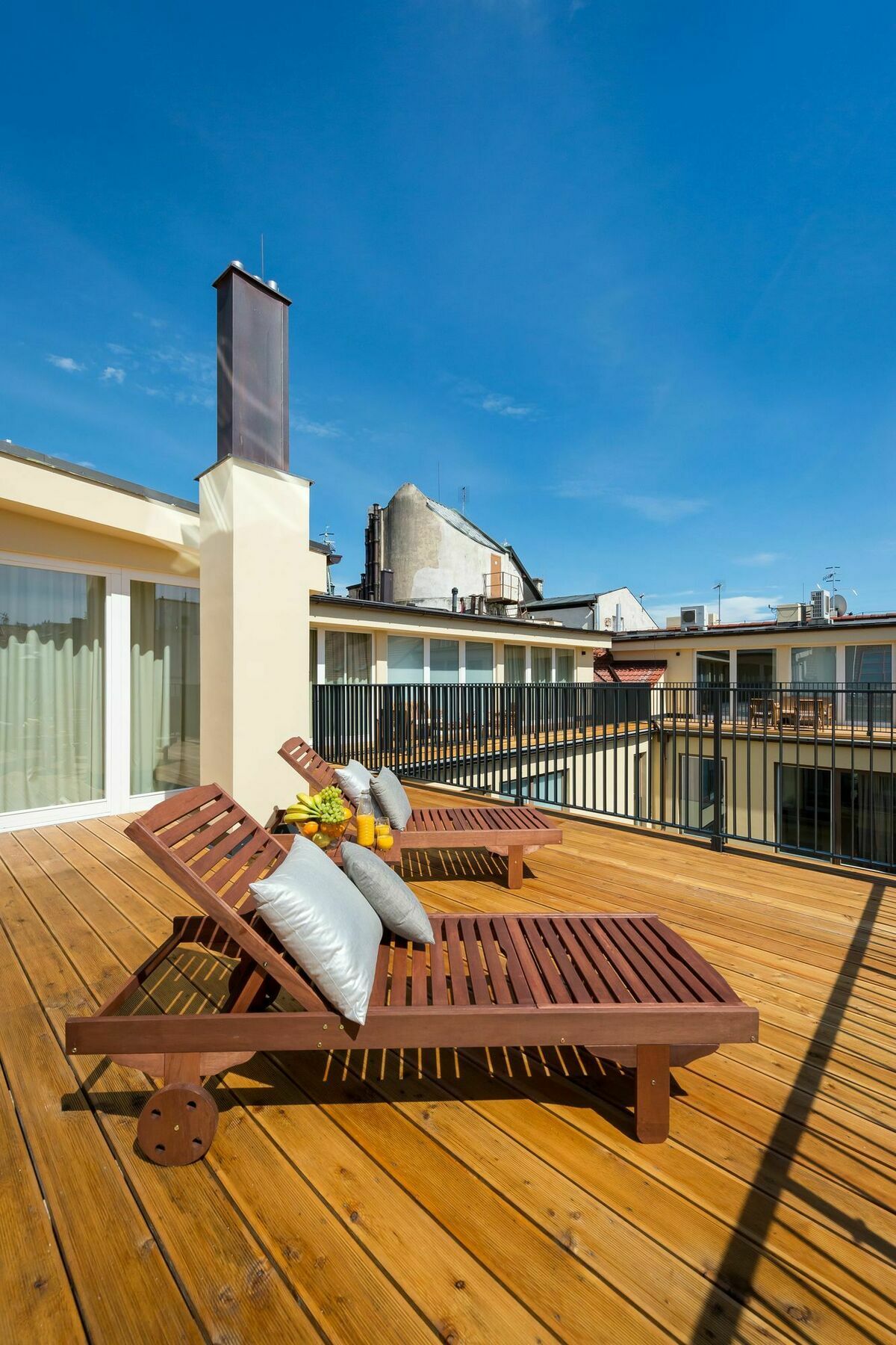 Jindrisska Apartments Praag Buitenkant foto