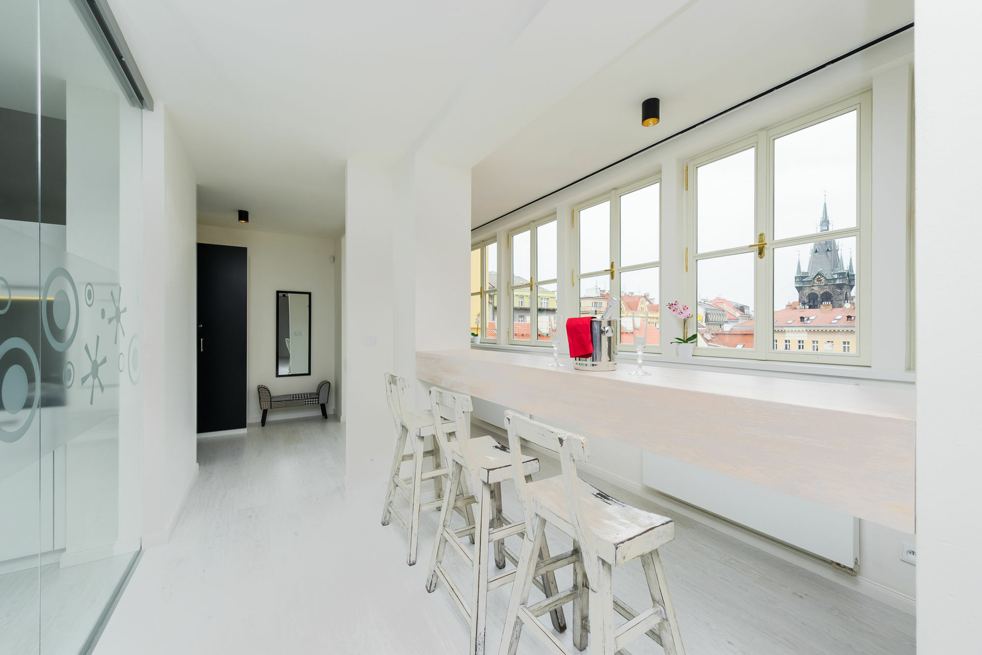 Jindrisska Apartments Praag Buitenkant foto